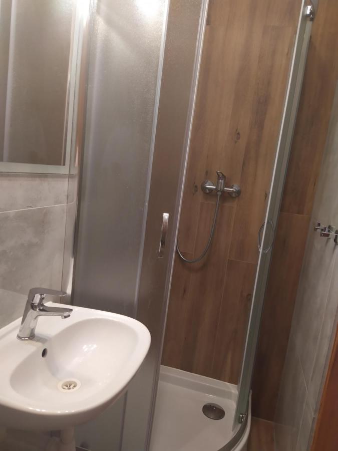 Pokoje Goscinne R10 Rewa Bagian luar foto