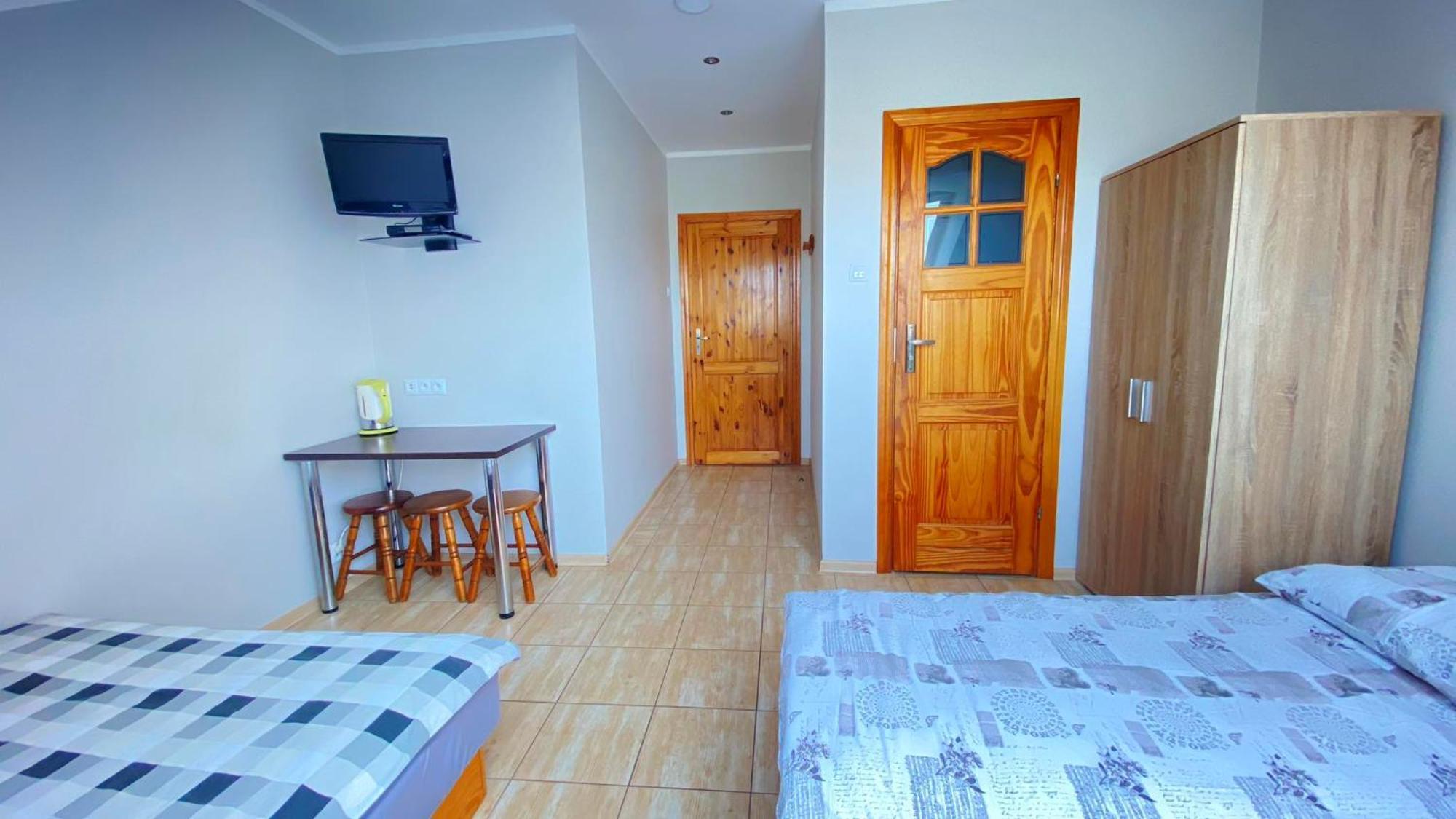 Pokoje Goscinne R10 Rewa Bagian luar foto