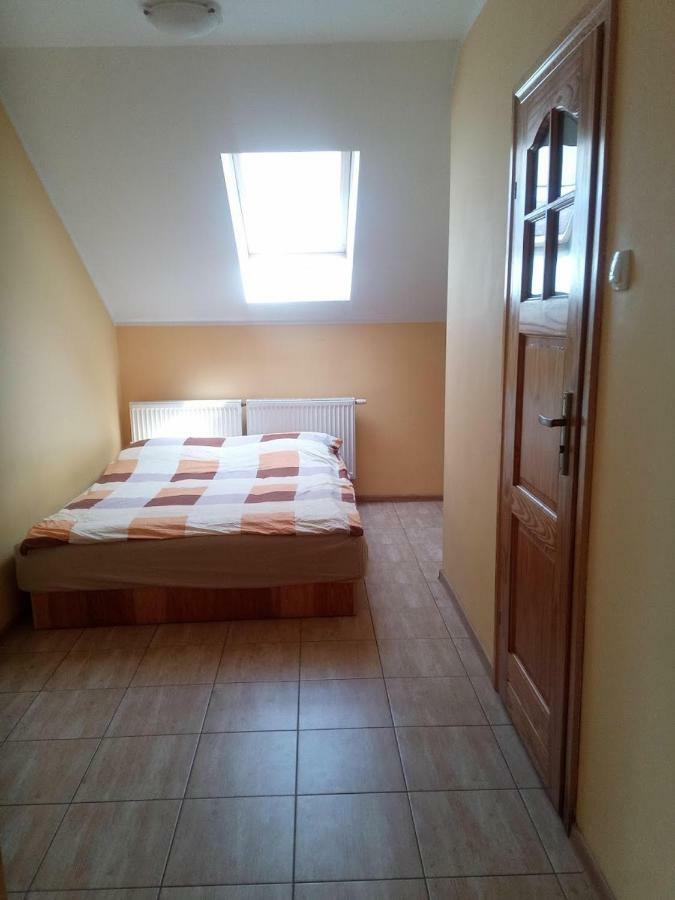 Pokoje Goscinne R10 Rewa Bagian luar foto
